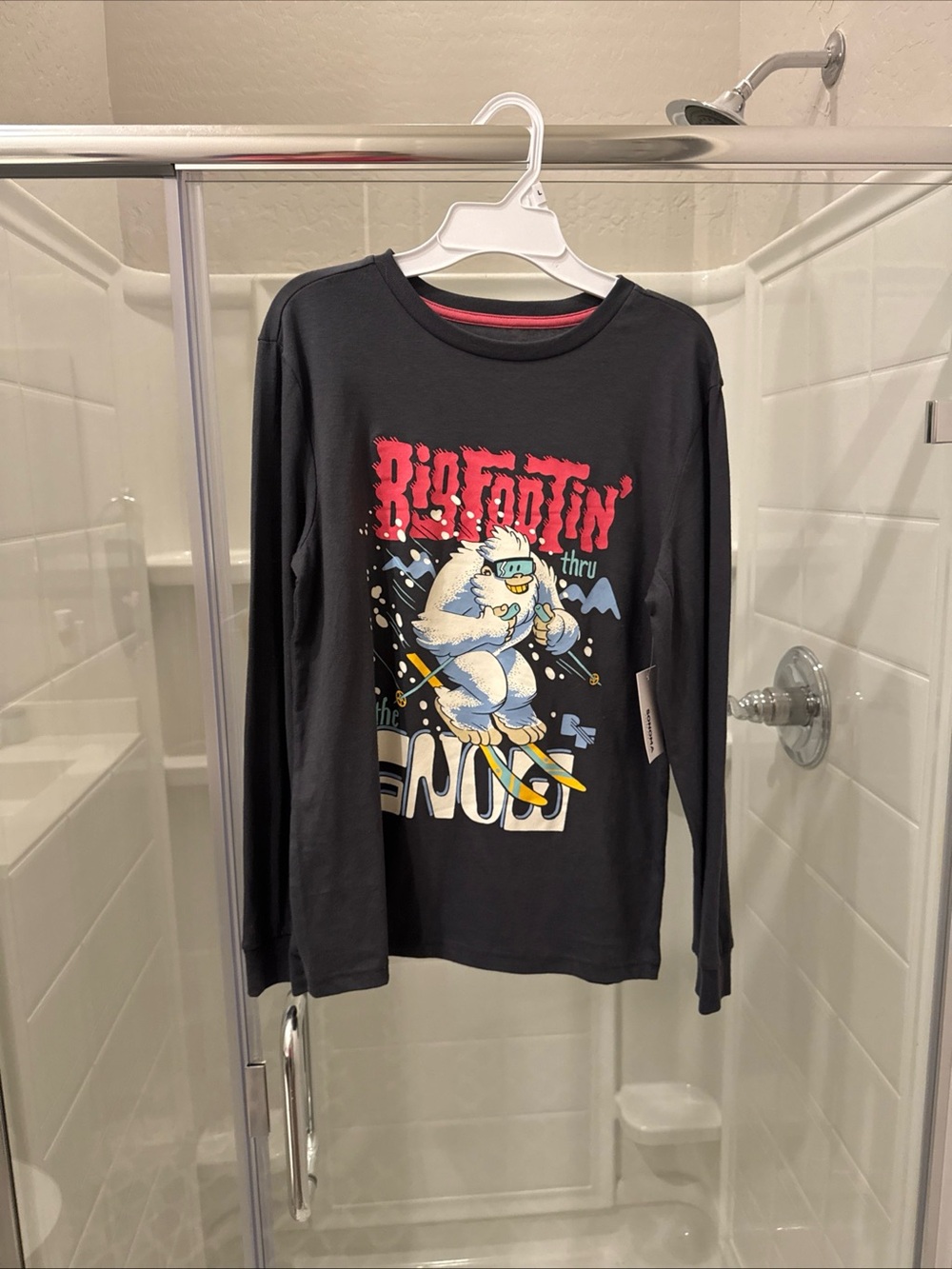 Kids Black Long-Sleeve Graphic Tee with Snowboarding Yeti